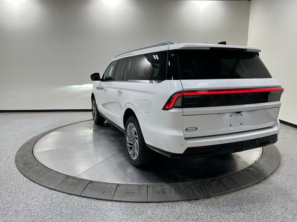 2026 Lincoln Navigator L Reserve