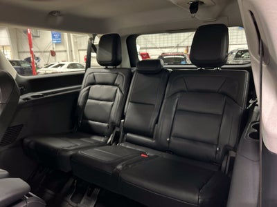 2027 Lincoln Navigator L Reserve