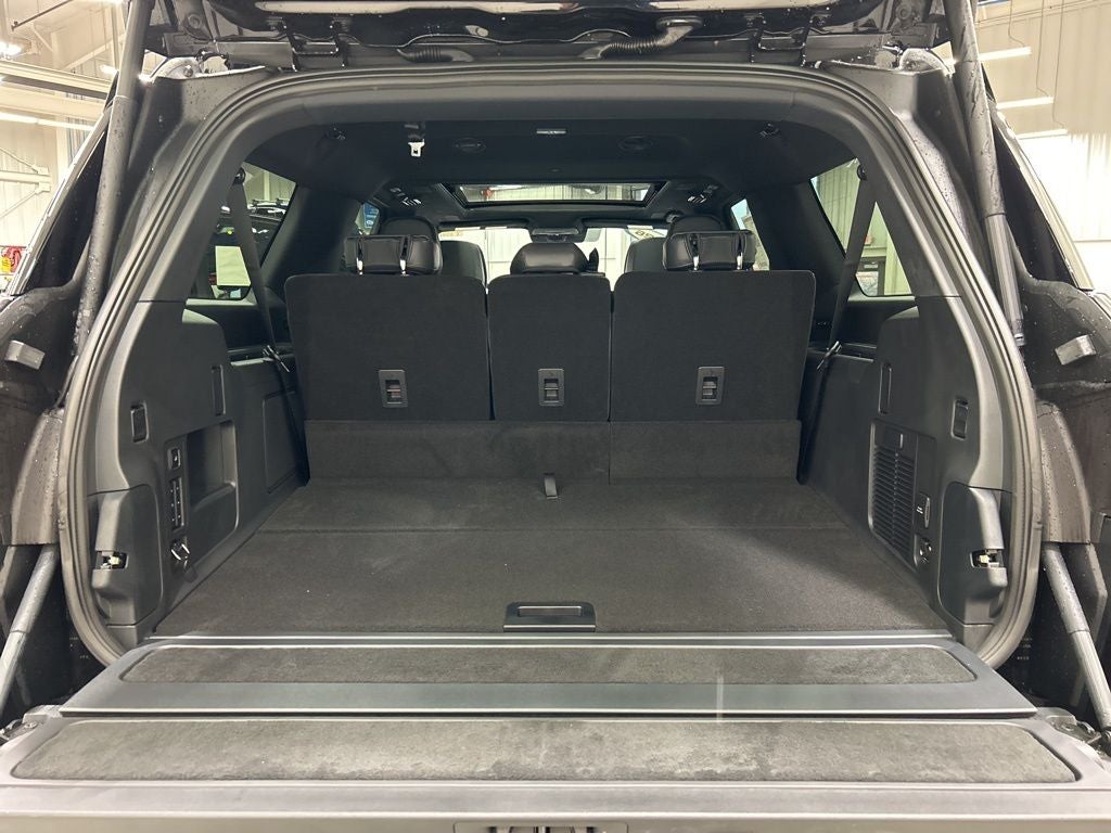 2026 Lincoln Navigator L Reserve