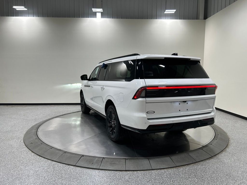 2026 Lincoln Navigator L Reserve