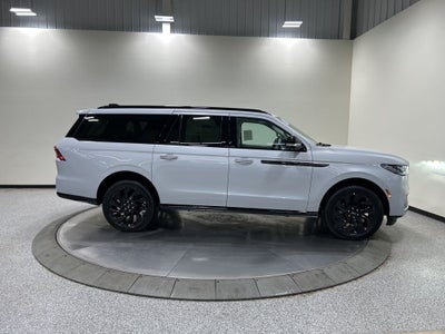 2026 Lincoln Navigator L Reserve