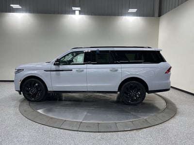 2026 Lincoln Navigator L Reserve