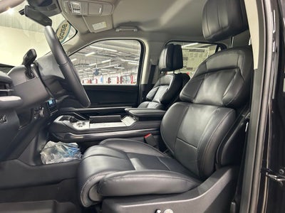 2026 Lincoln Navigator L Premiere