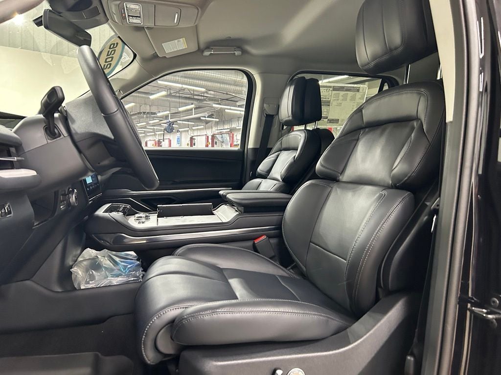 2026 Lincoln Navigator L Premiere