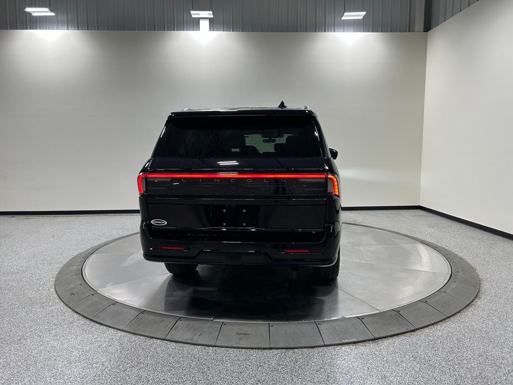 2026 Lincoln Navigator L Premiere
