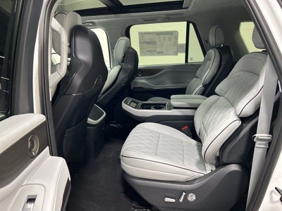 2026 Lincoln Navigator L Black Label