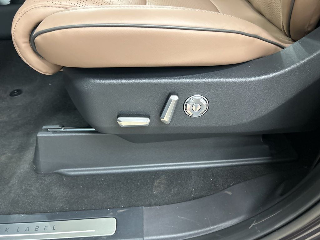 2026 Lincoln Navigator L Black Label
