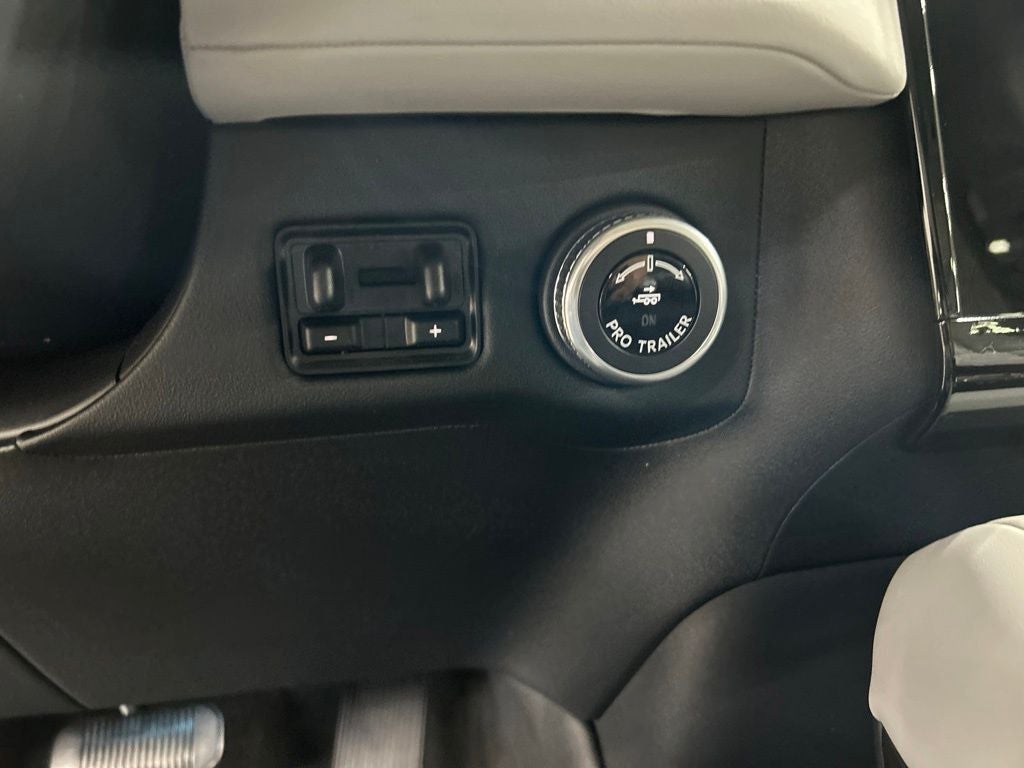 2026 Lincoln Navigator L Black Label