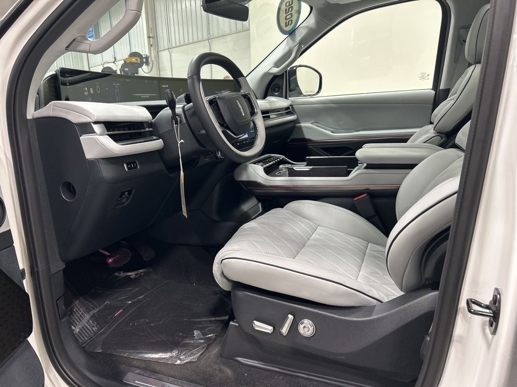 2026 Lincoln Navigator L Black Label