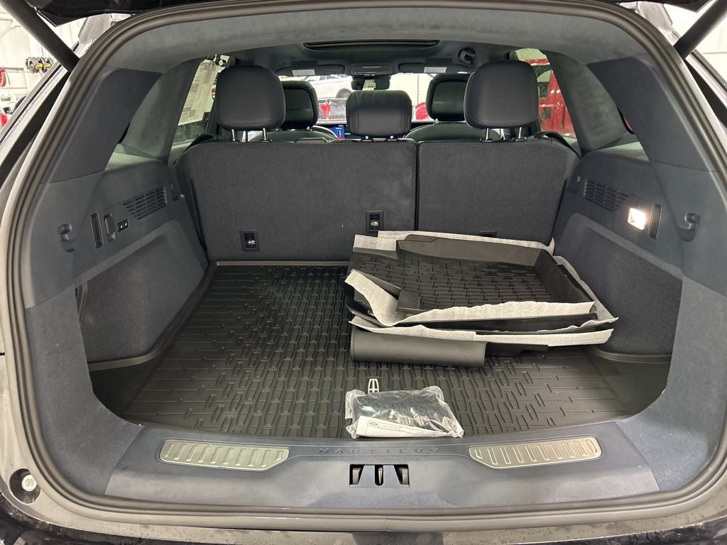 2026 Lincoln Nautilus Black Label