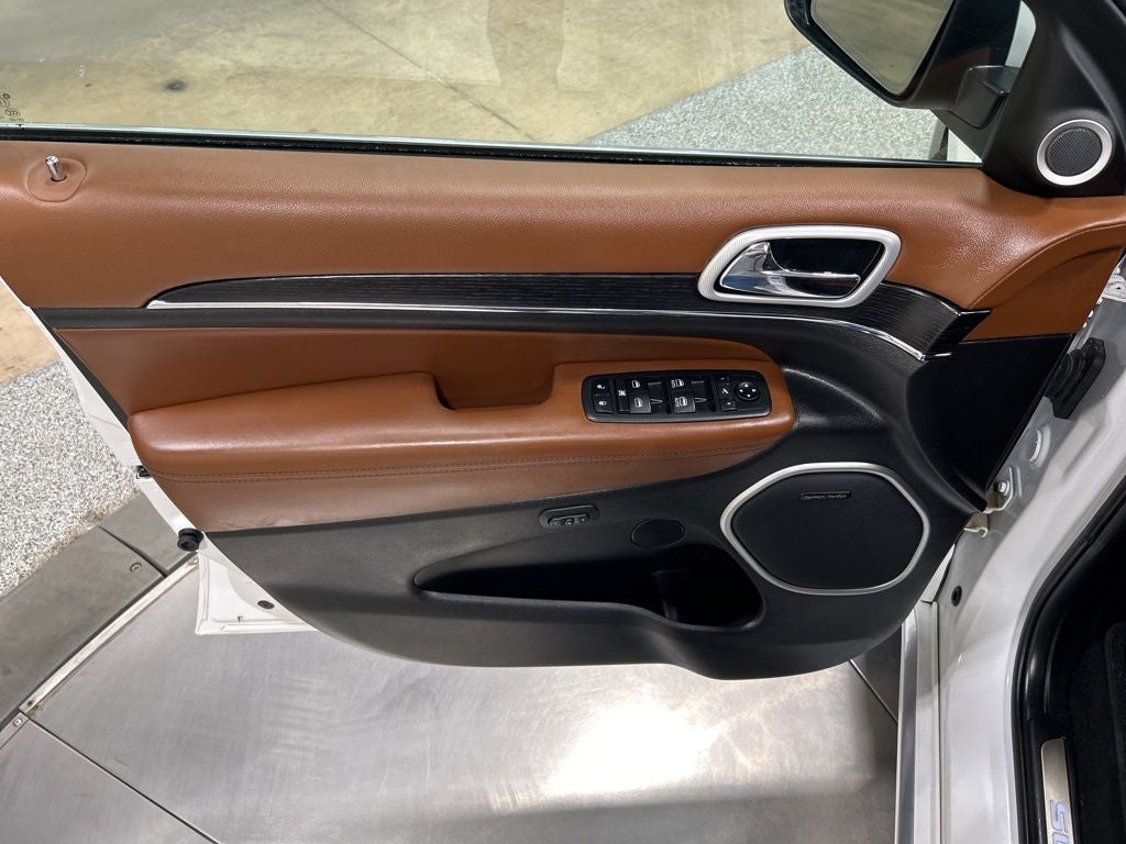 2020 Jeep Grand Cherokee Summit