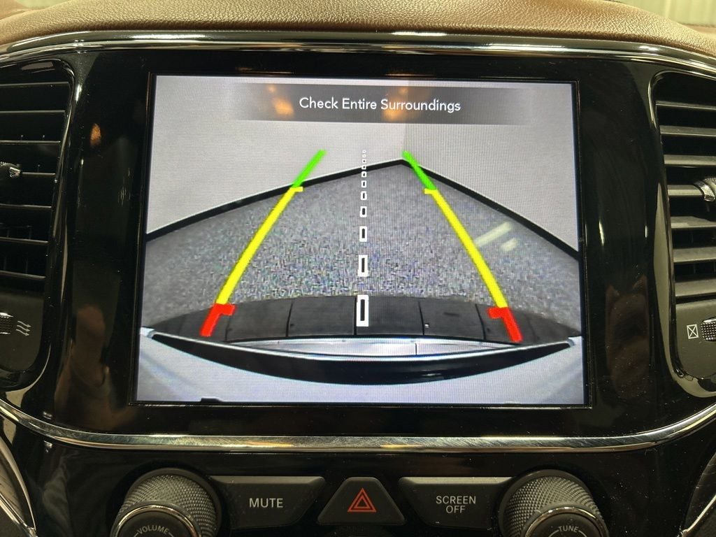 2020 Jeep Grand Cherokee Summit