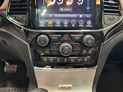 2020 Jeep Grand Cherokee Summit
