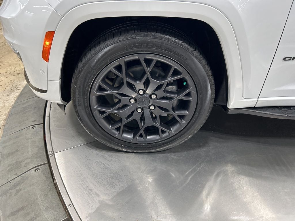 2025 Jeep Grand Cherokee L Summit