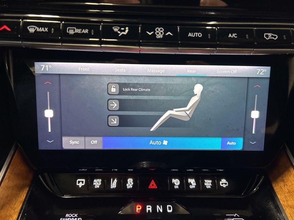 2022 Jeep Grand Wagoneer Series III