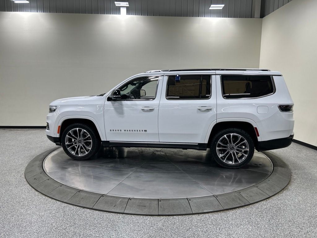 2023 Jeep Grand Wagoneer Series III