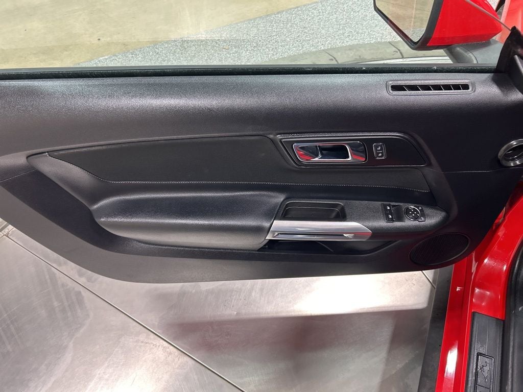 2017 Ford Mustang V6