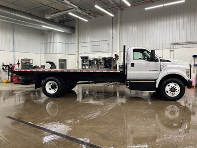 2022 Ford F-750SD Base