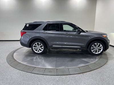 2022 Ford Explorer Platinum