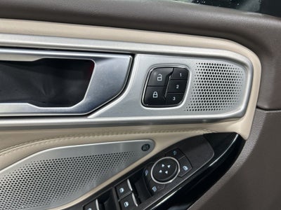 2023 Ford Explorer Platinum