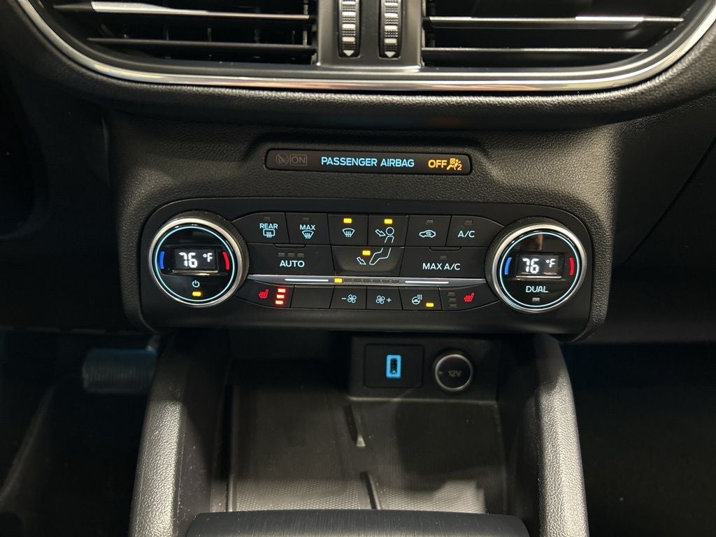 2020 Ford Escape Titanium Hybrid