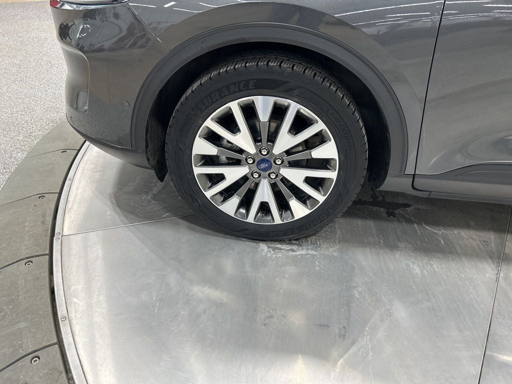 2020 Ford Escape Titanium Hybrid