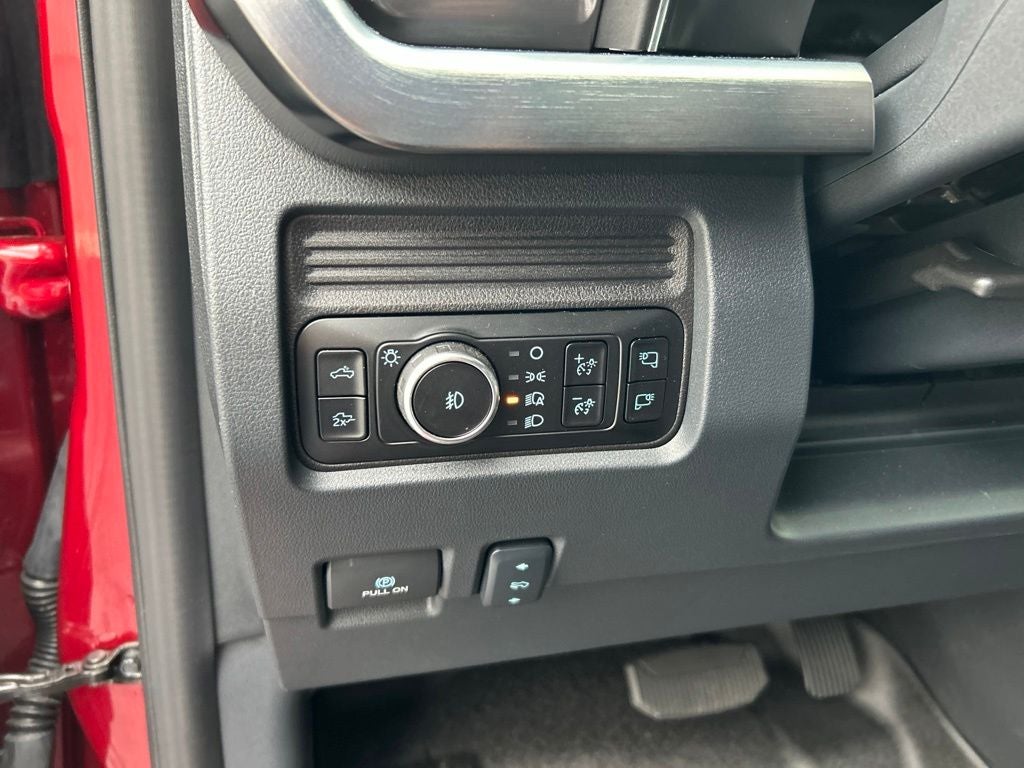 2025 Ford F-250SD BLACK WIDOW