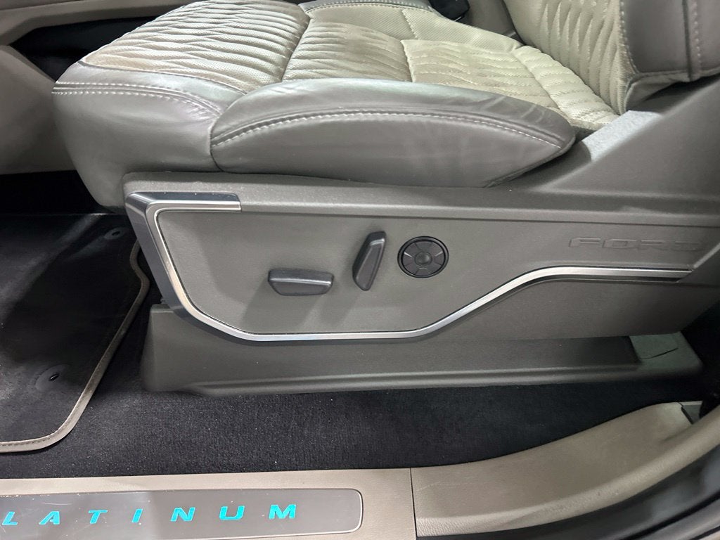 2025 Ford F-350SD Platinum