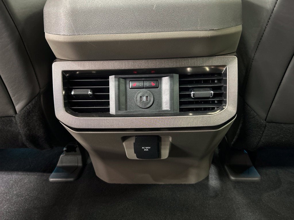 2025 Ford F-350SD Platinum