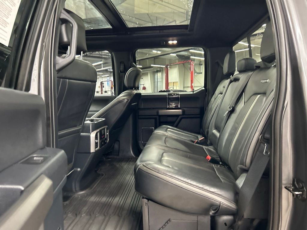 2022 Ford F-350SD Platinum