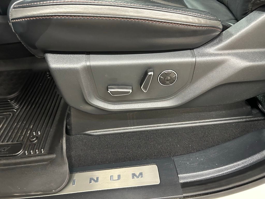 2022 Ford F-450SD Platinum DRW