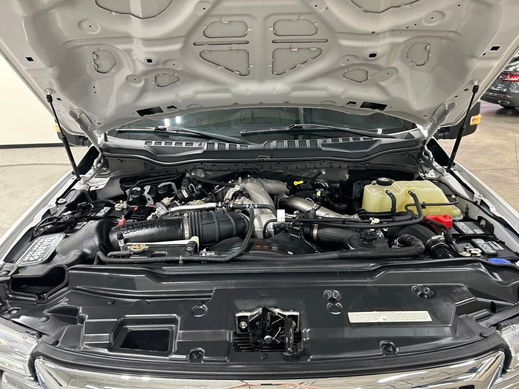 2022 Ford F-450SD Platinum DRW