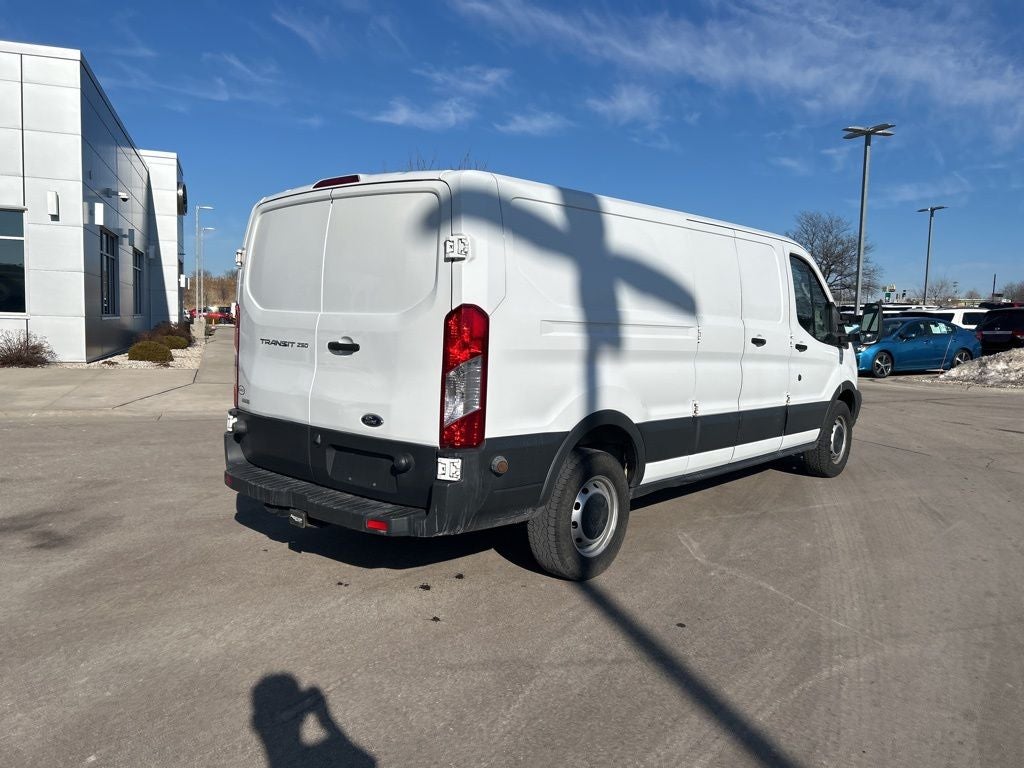 2017 Ford Transit-250 Base