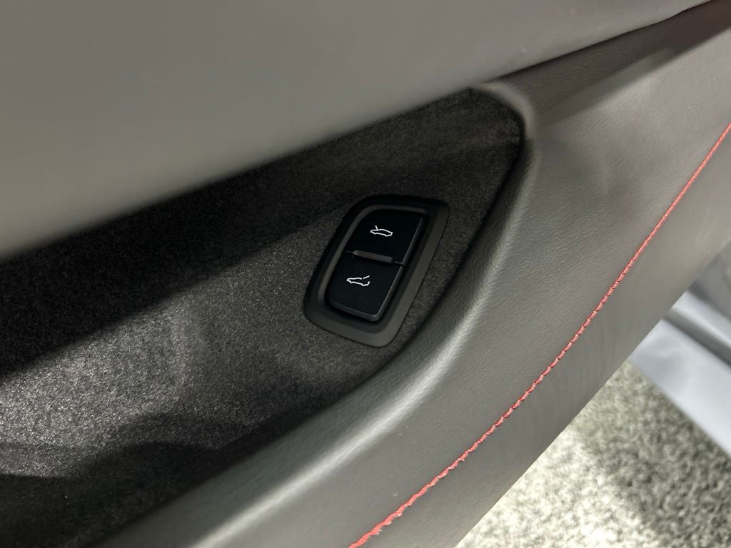 2025 Chevrolet Corvette Stingray 2LT