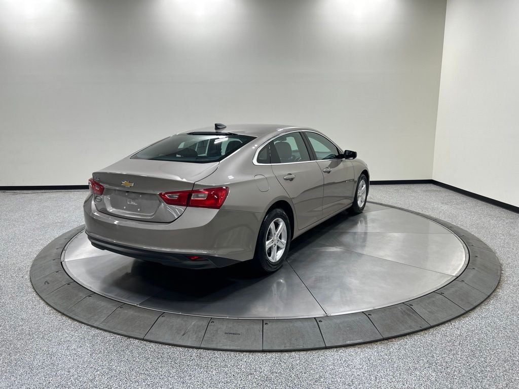 2022 Chevrolet Malibu LS 1LS