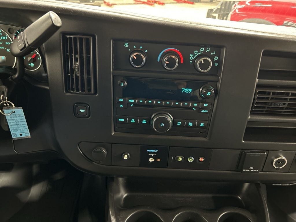 2017 Chevrolet Express 3500 LT Passenger