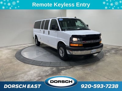 2017 Chevrolet Express 3500 LT Passenger