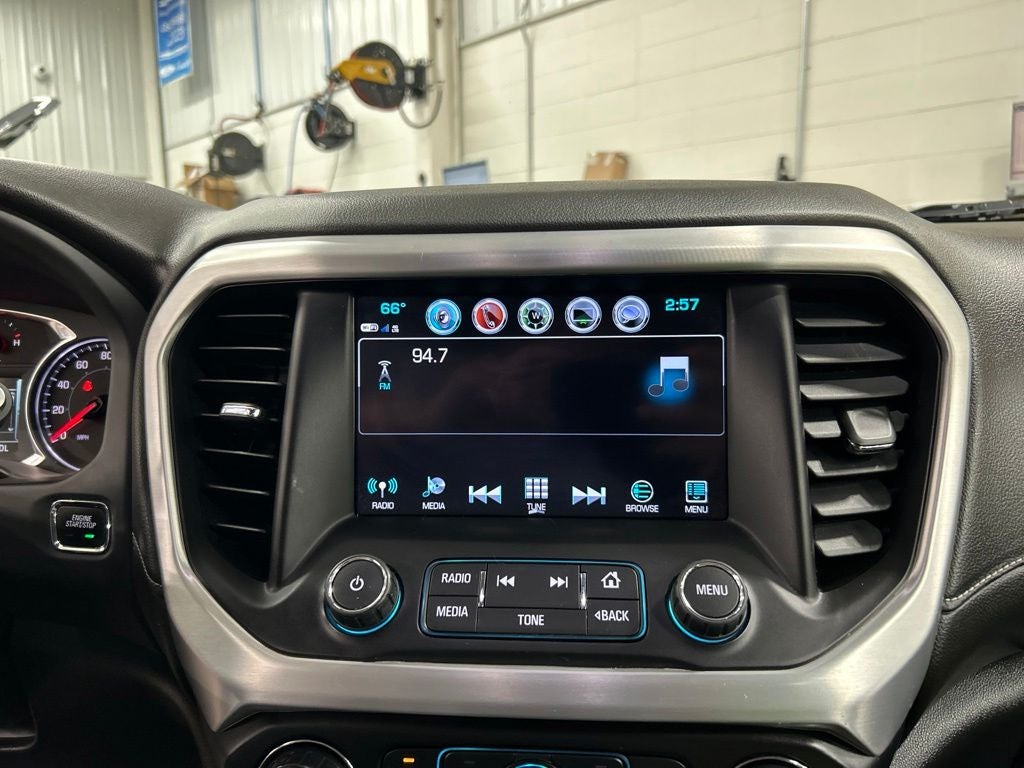 2019 GMC Acadia SLT-1