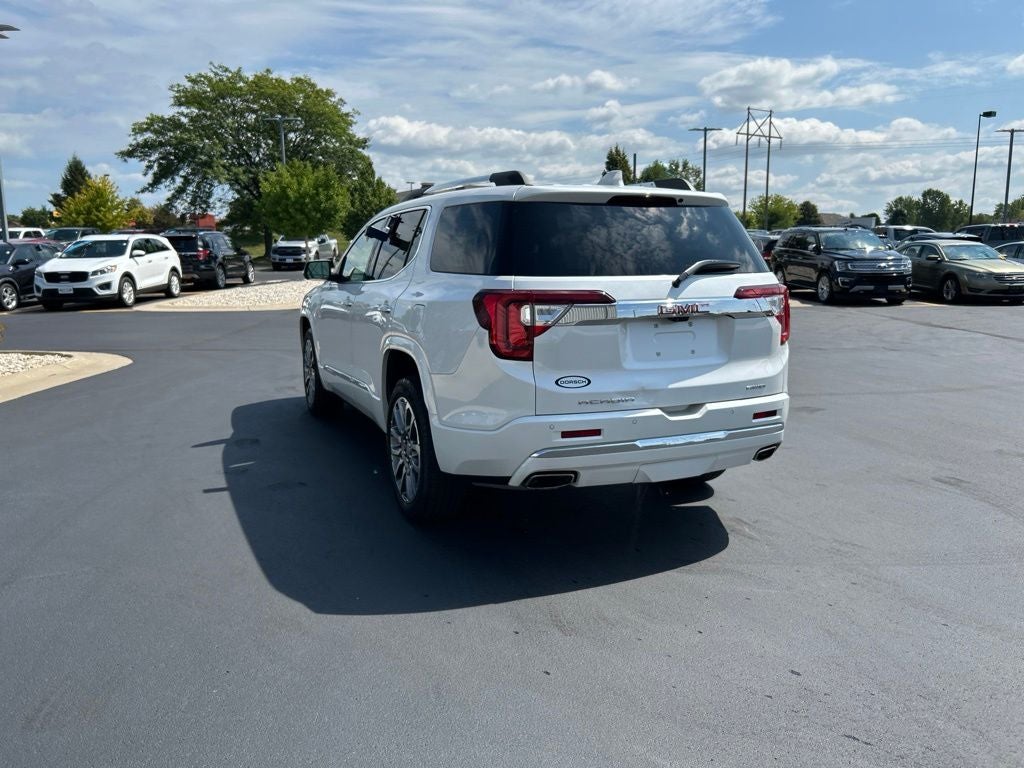 2023 GMC Acadia Denali
