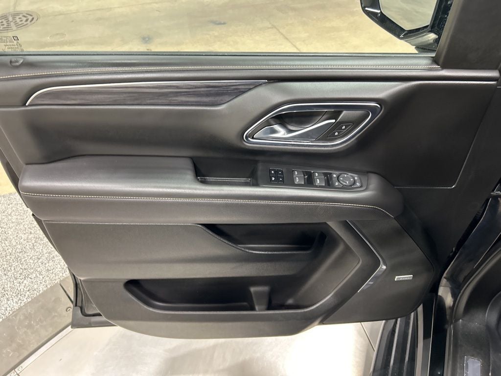 2022 GMC Yukon XL SLT