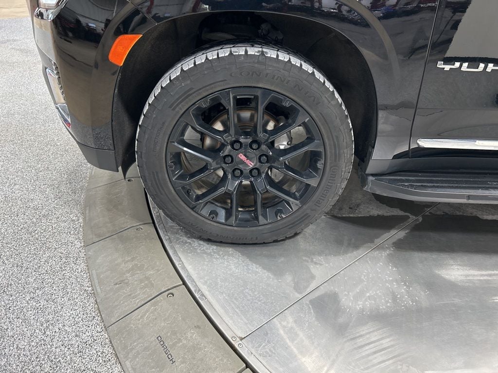 2022 GMC Yukon XL SLT