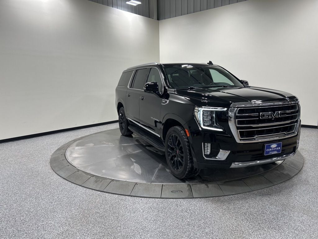 2022 GMC Yukon XL SLT