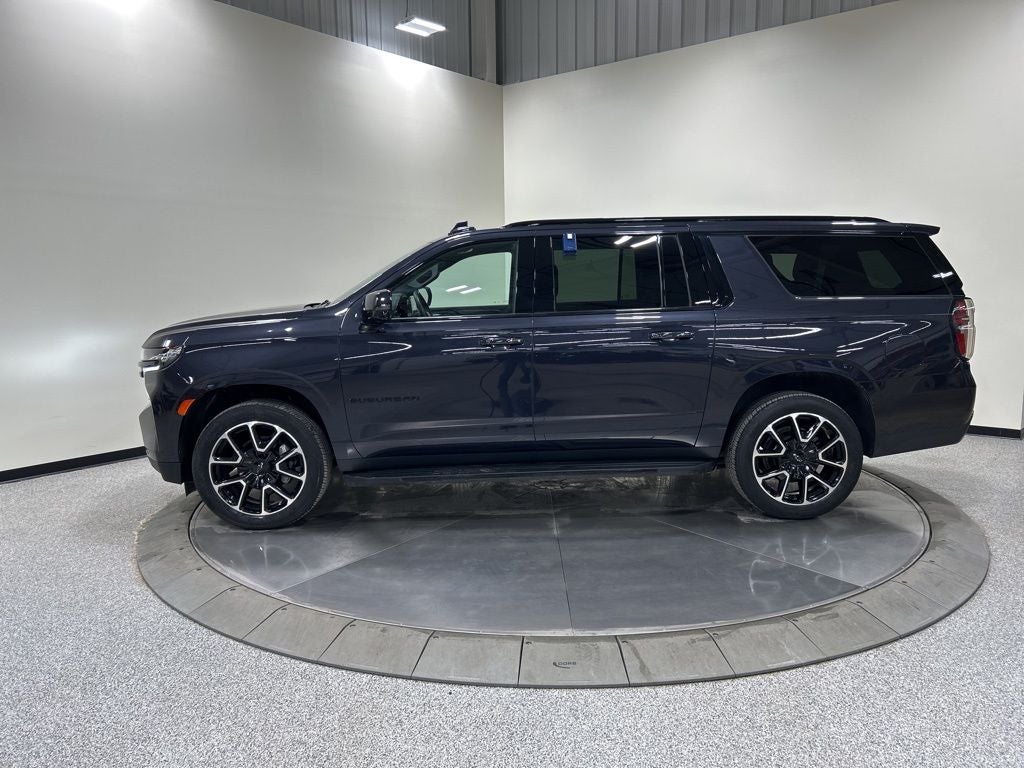 2023 Chevrolet Suburban RST