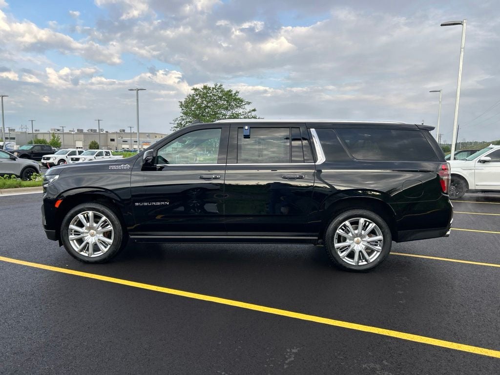 2023 Chevrolet Suburban High Country