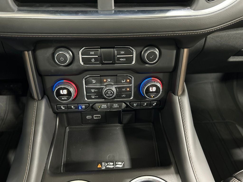 2023 Chevrolet Suburban High Country