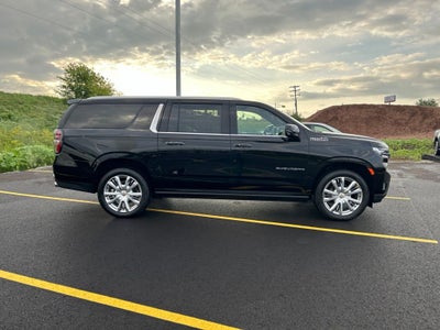 2023 Chevrolet Suburban High Country