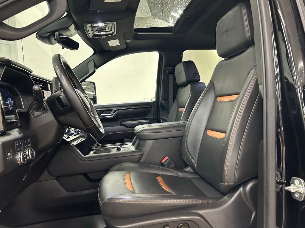 2025 GMC Sierra 3500HD AT4
