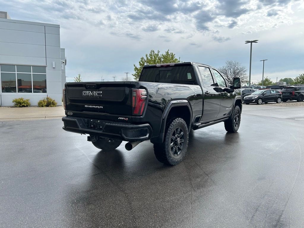 2025 GMC Sierra 3500HD AT4