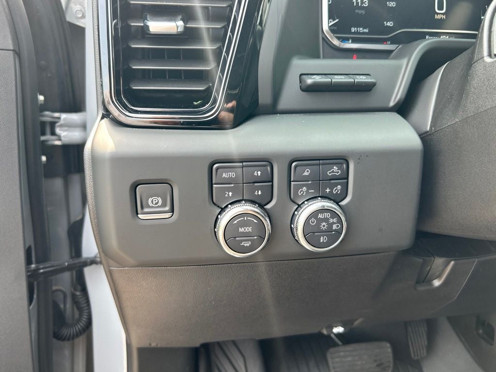 2025 GMC Sierra 2500HD AT4X