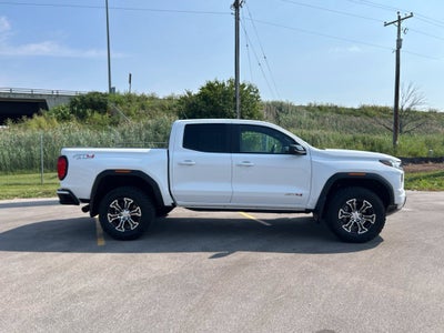 2024 GMC Canyon AT4